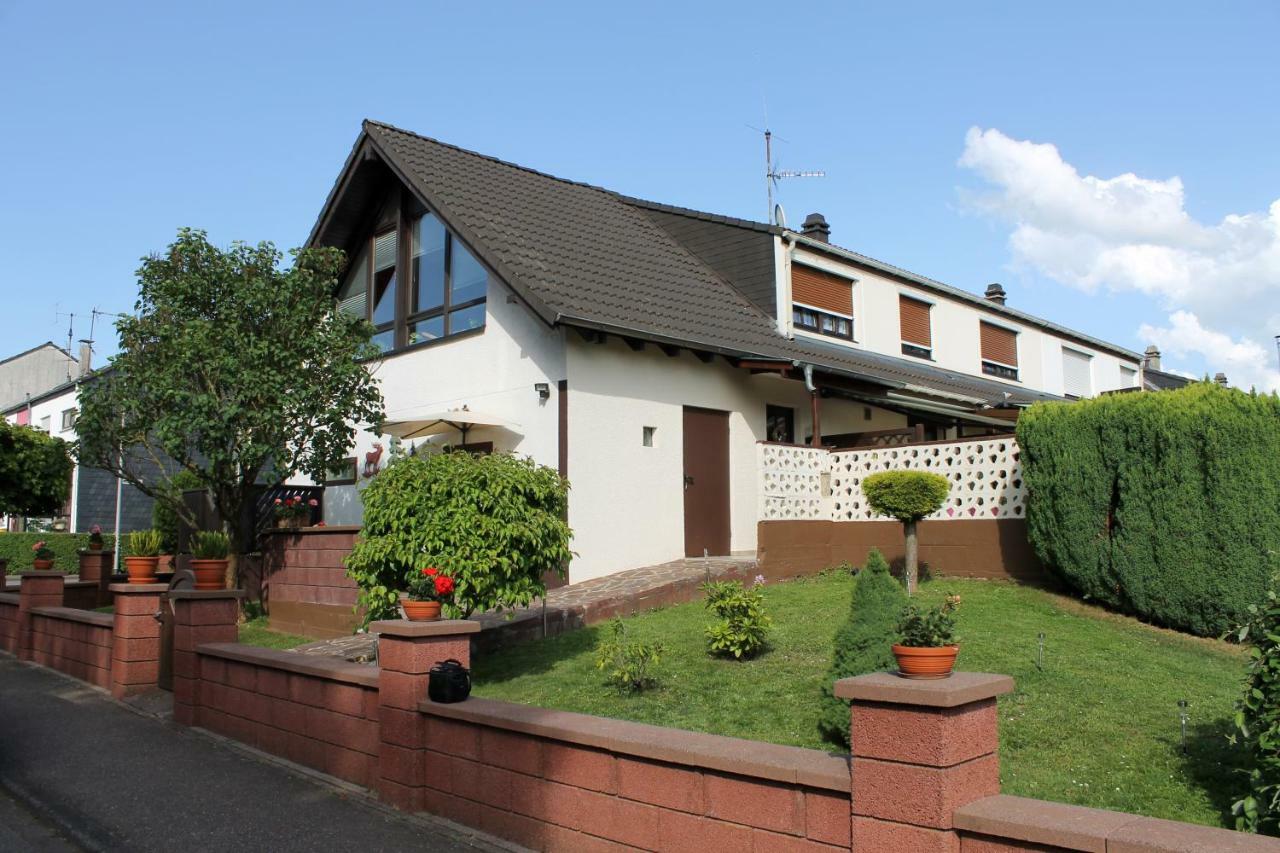 Ferienwohnung Bei Inge Und Heinz Konz Exterior photo
